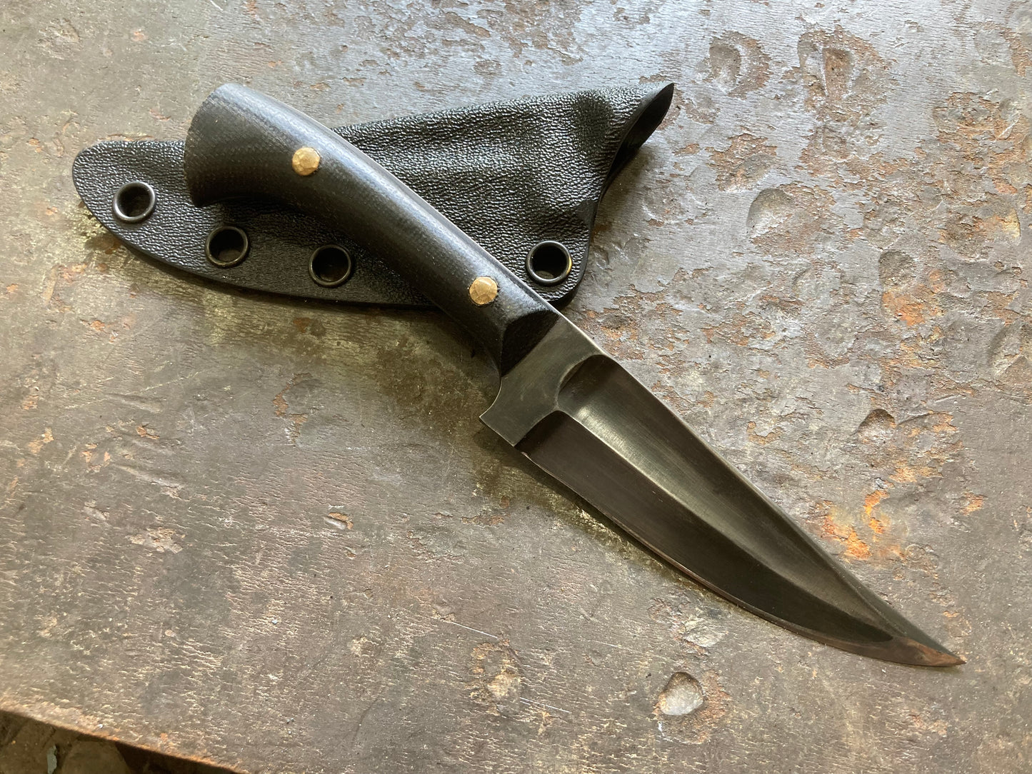 Kard shard, three finger grip, black micarta