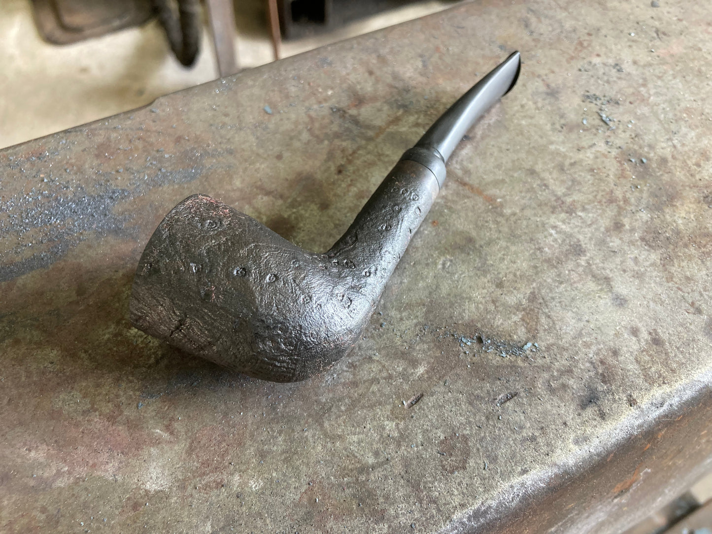 Sand blasted and ebonized briar pipe