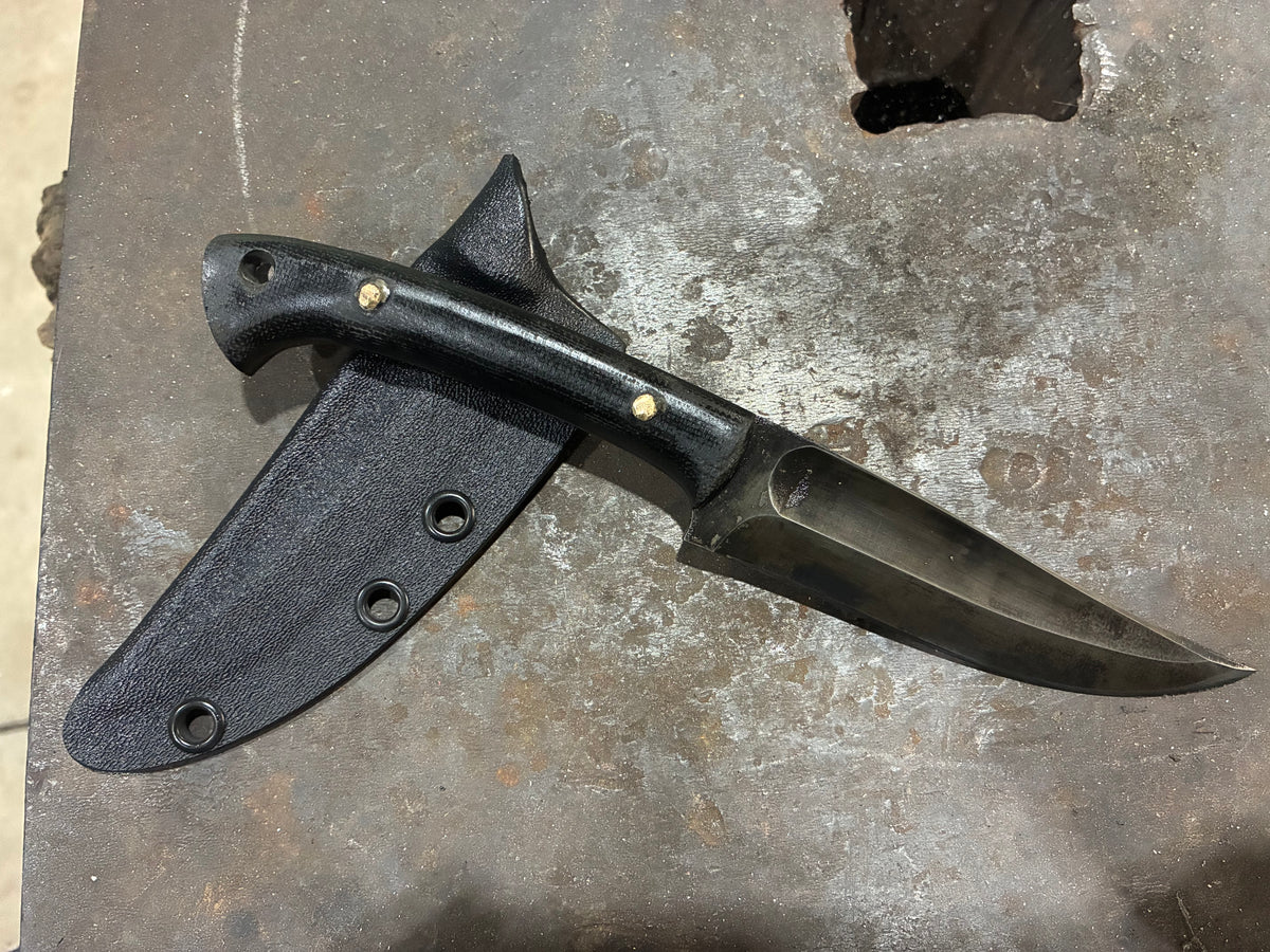 Four Finger Kard, Black Micarta, with Lanyard Hole