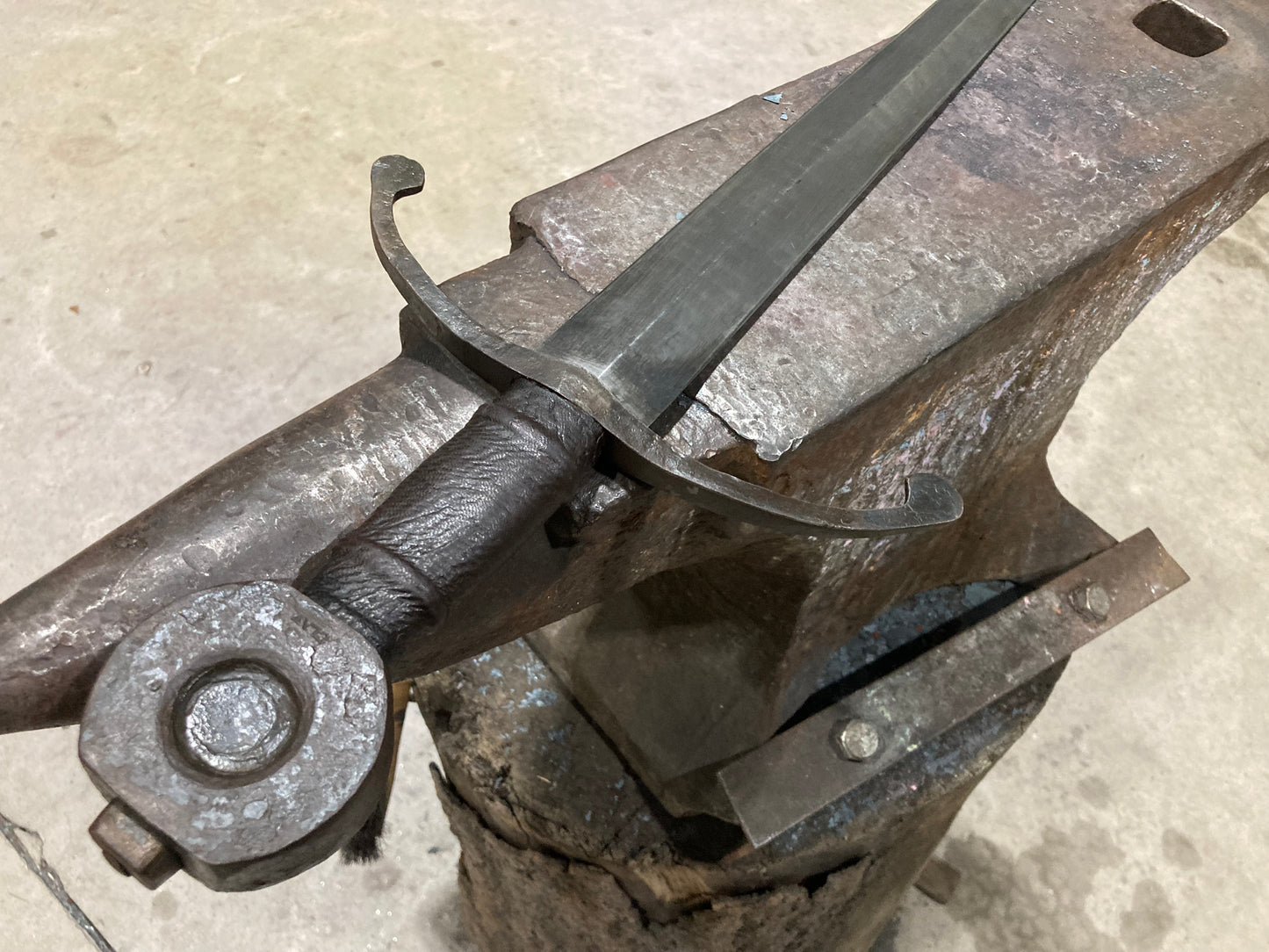 Type XVIII arming sword