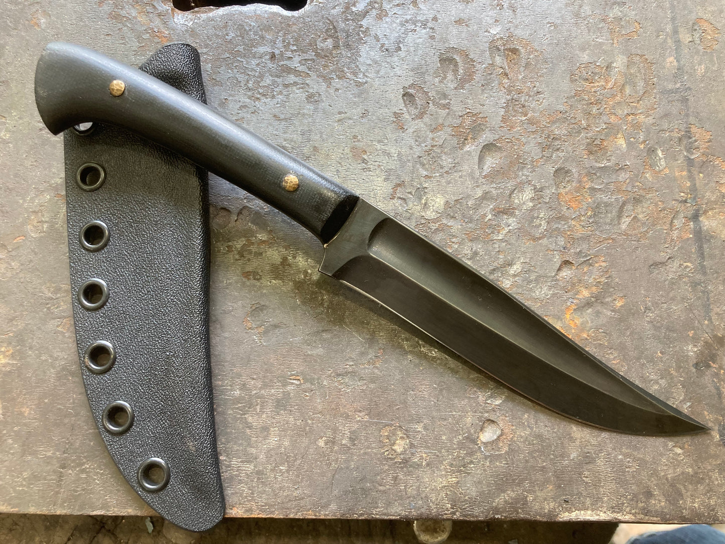 “Big boi” large four finger kard, black micarta
