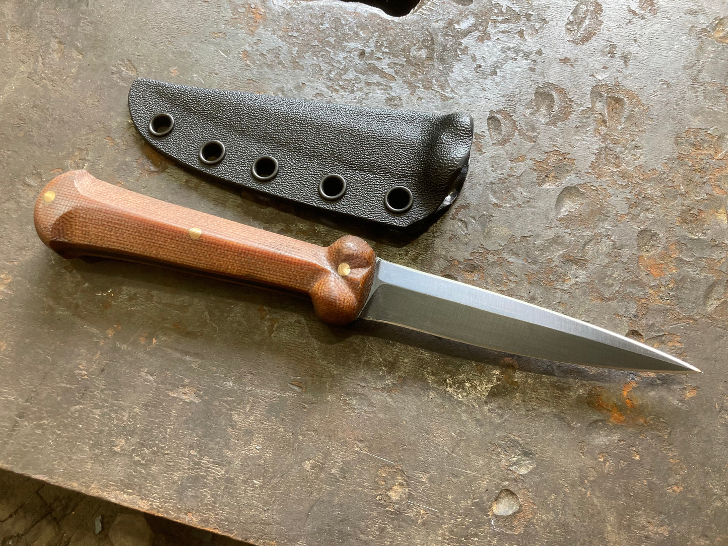 Mini bollock, double edged, natural micarta