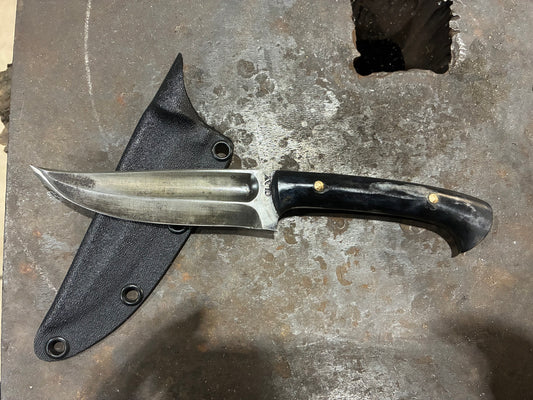 Four Finger Kard, Black Bone