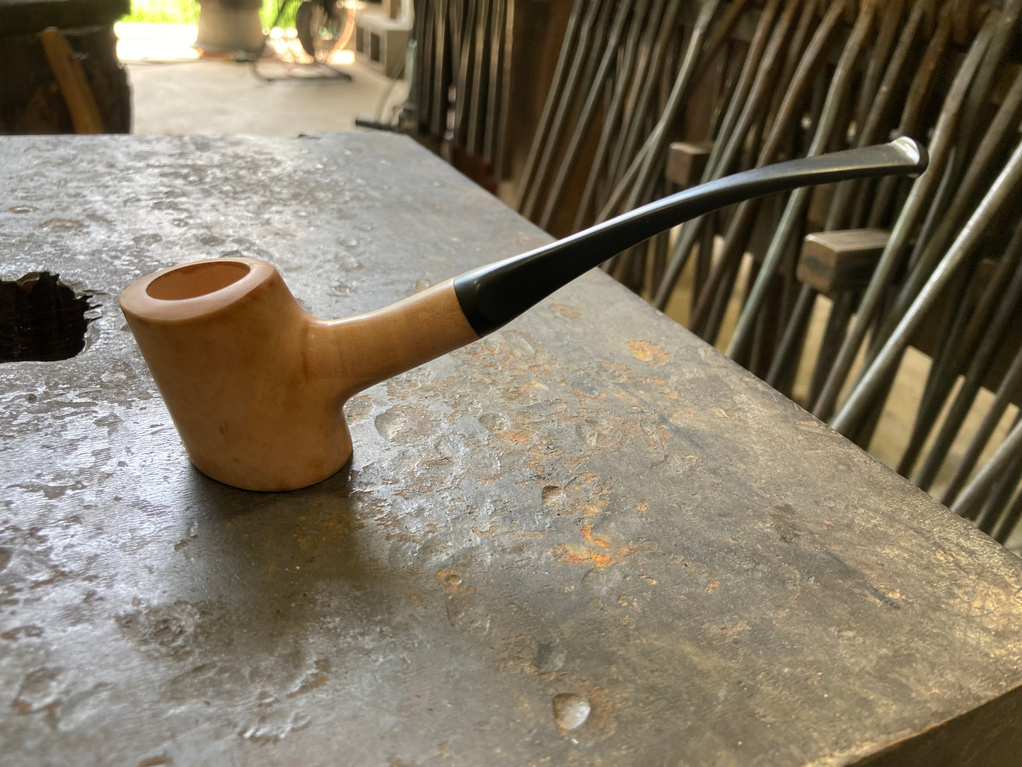 Briar pipe, “the tree trunk”