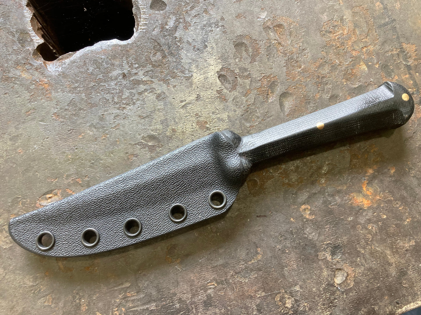 Mini bollock, double edged, black micarta