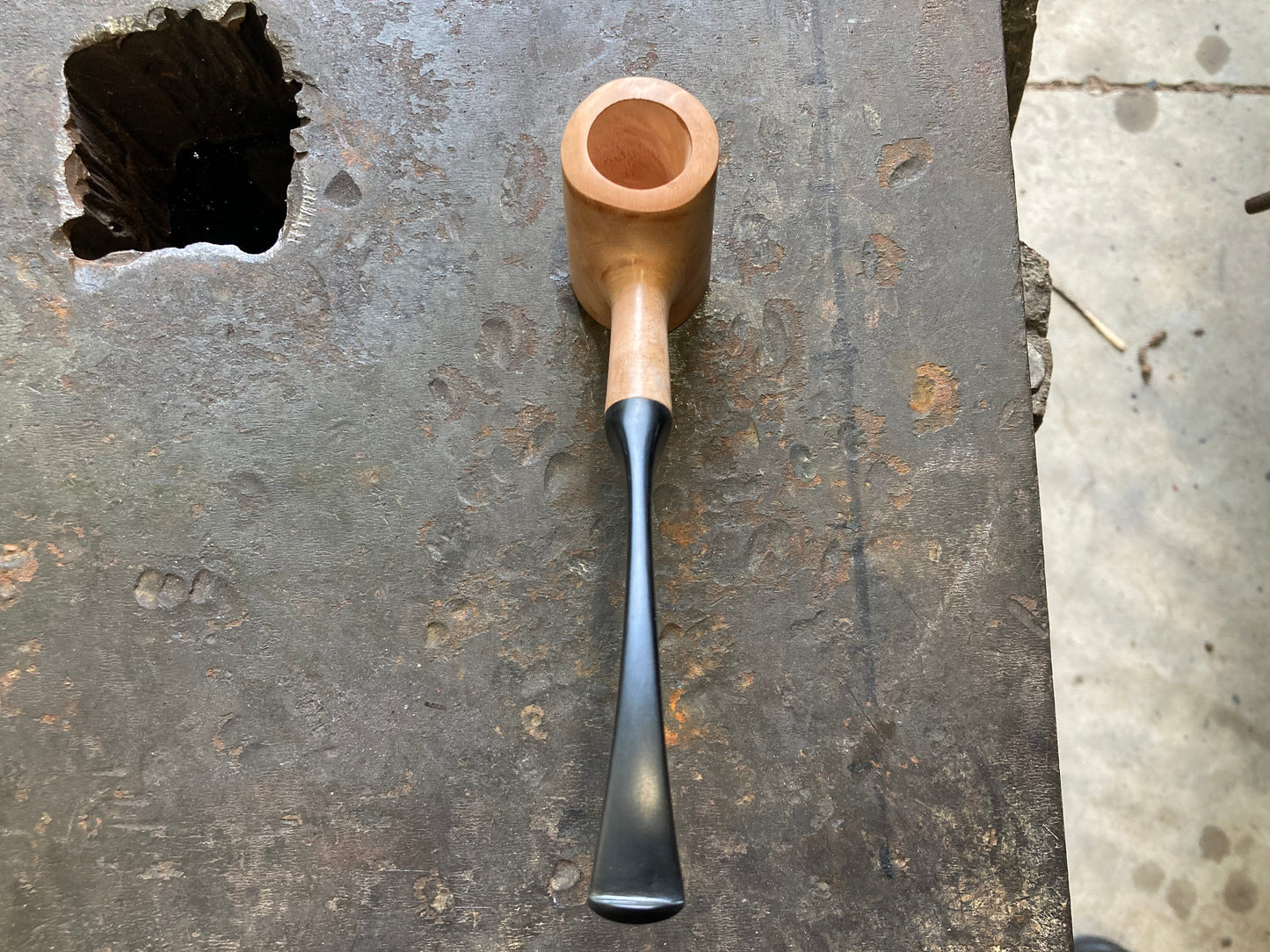 Briar pipe, “the tree trunk”