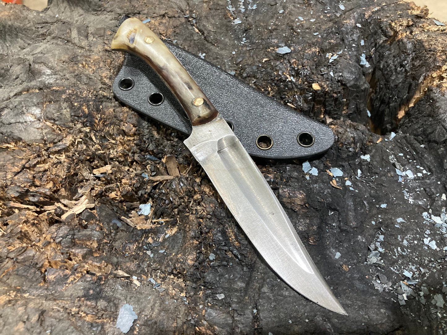 Rams Horn Handled Three Finger Kard