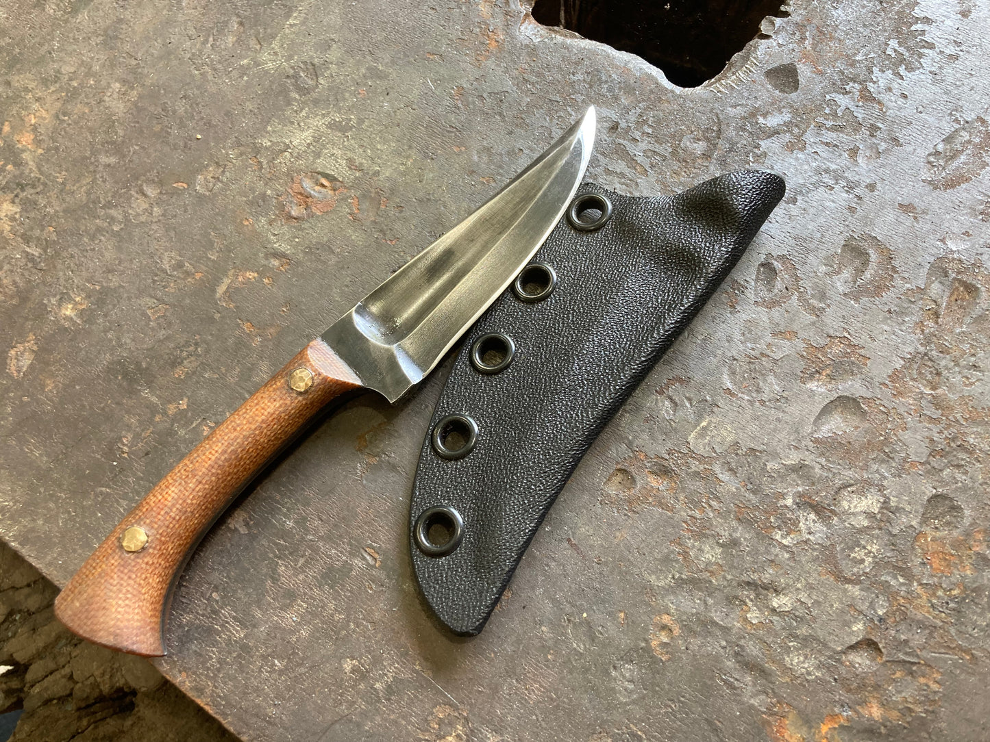 Kard shard, three finger grip, natural micarta, stout tip