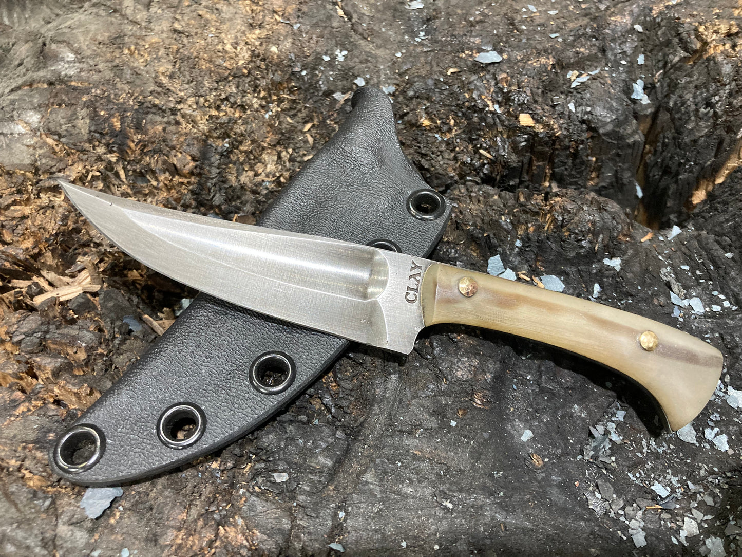 Rams Horn Handled Three Finger Kard Shard